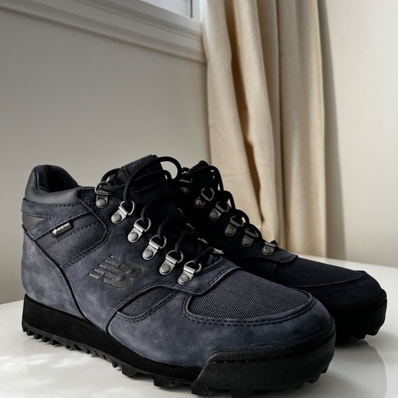 New Balance Rainier GTX Eclipse 8.5US - Picture 4 of 7